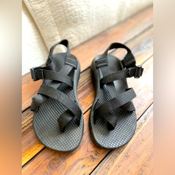 LIKE NEW*  CHACO Z/2 Classic Women’s Sandals Size 6 - Picture 4 of 9